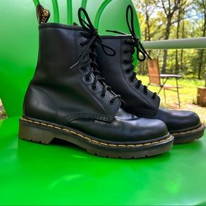 Brand New Doc Martens! Size 7 Classic Black Leather